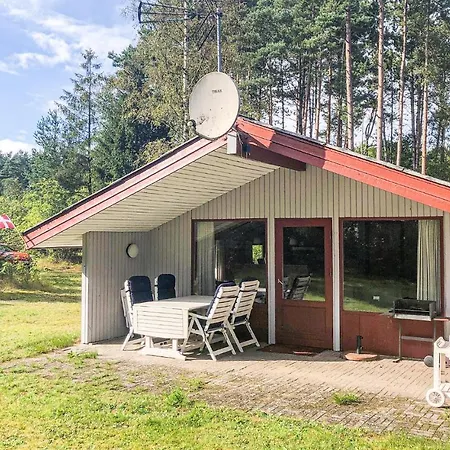Holiday home Stunning In W/ 3 Bedrooms *